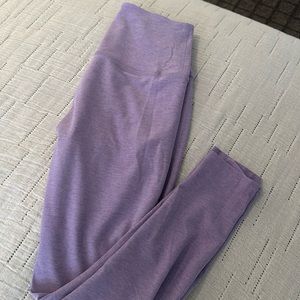 Beyond Yoga Spacedye leggings/ crisp lavender